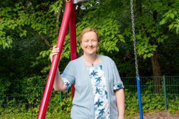 Patricia McMullin leikkikentällä.