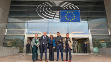 Group of Mapineq members.