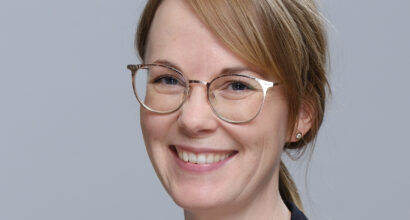 Sanni Aallon kasvokuva.